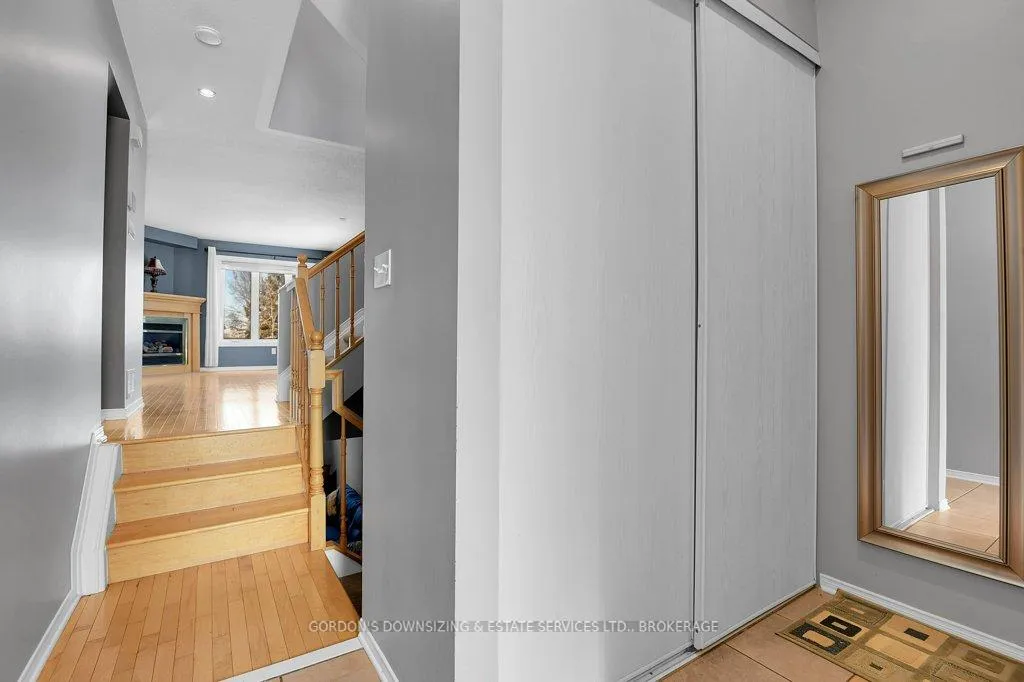 Photo 4 of 6370 Sablewood Place, Ottawa, Chapel Hill — HOMEH
