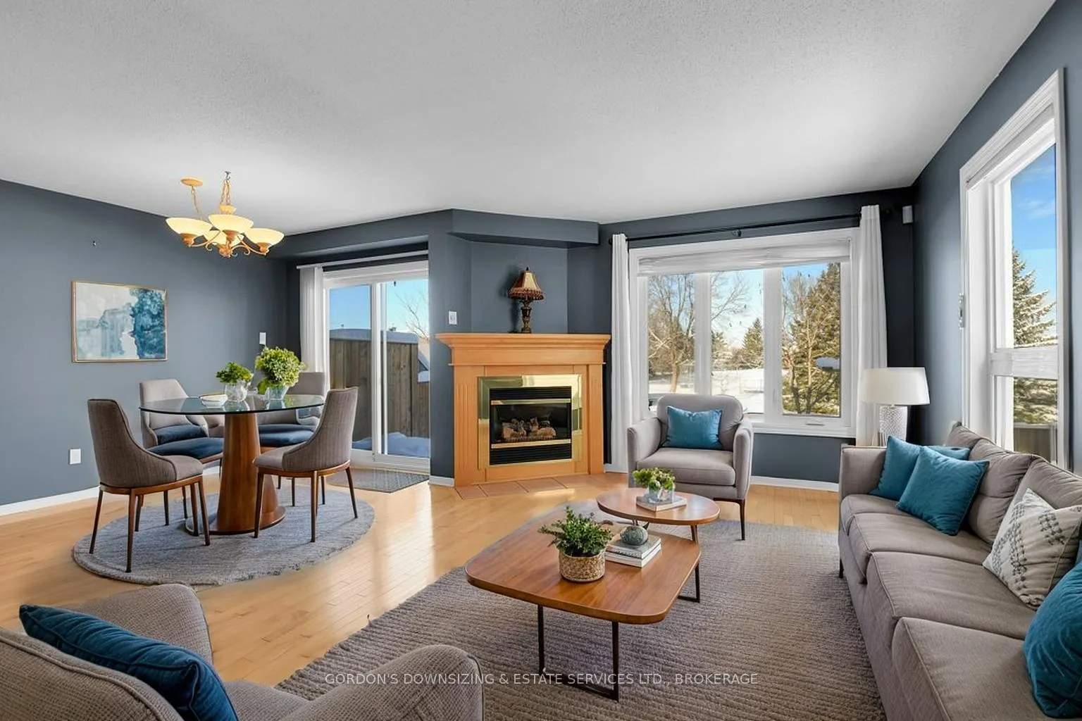 Photo 6 of 6370 Sablewood Place, Ottawa, Chapel Hill — HOMEH