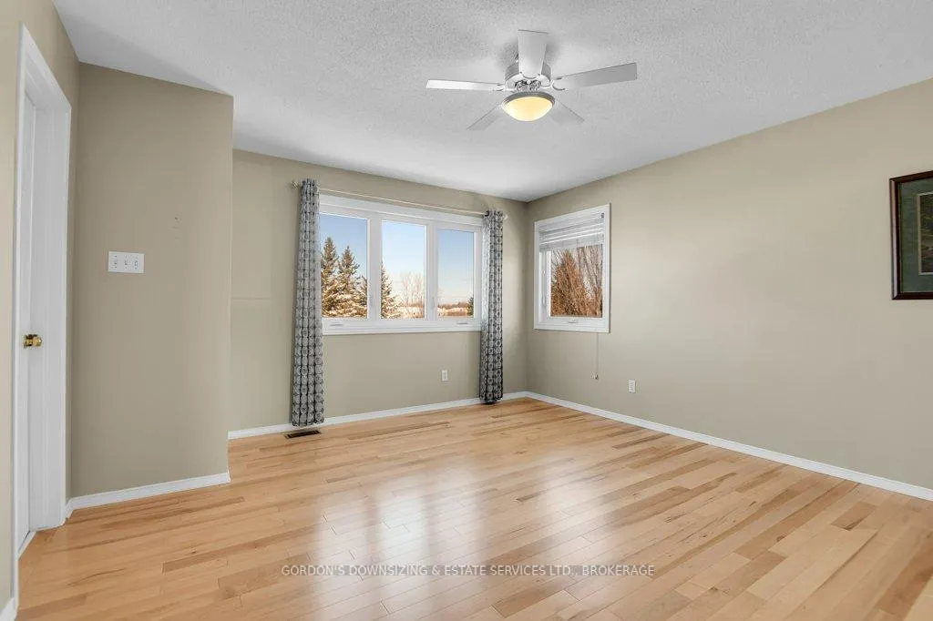 Photo 21 of 6370 Sablewood Place, Ottawa, Chapel Hill — HOMEH