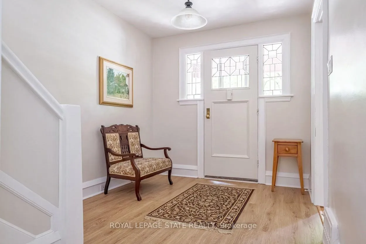 Photo 5 of 11 Dromore Crescent, Hamilton, Westdale — HOMEH