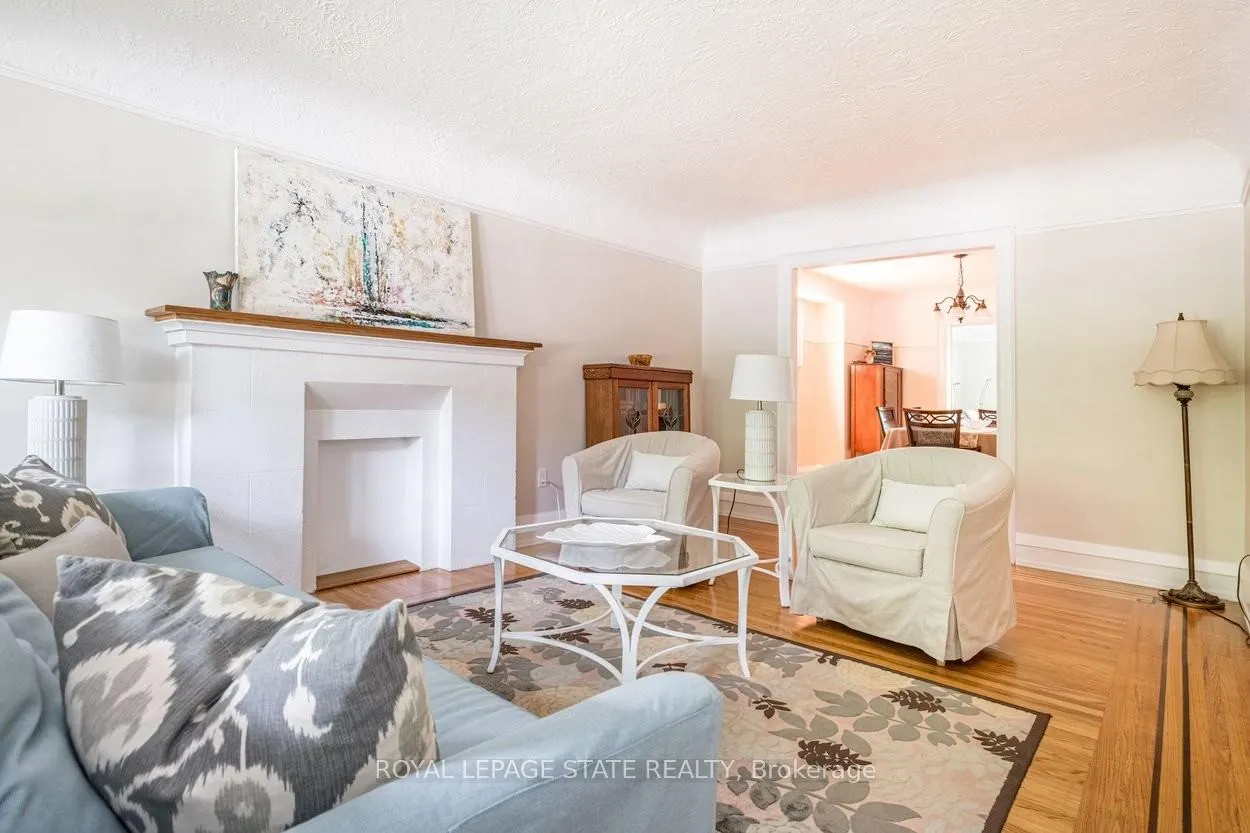 Photo 7 of 11 Dromore Crescent, Hamilton, Westdale — HOMEH