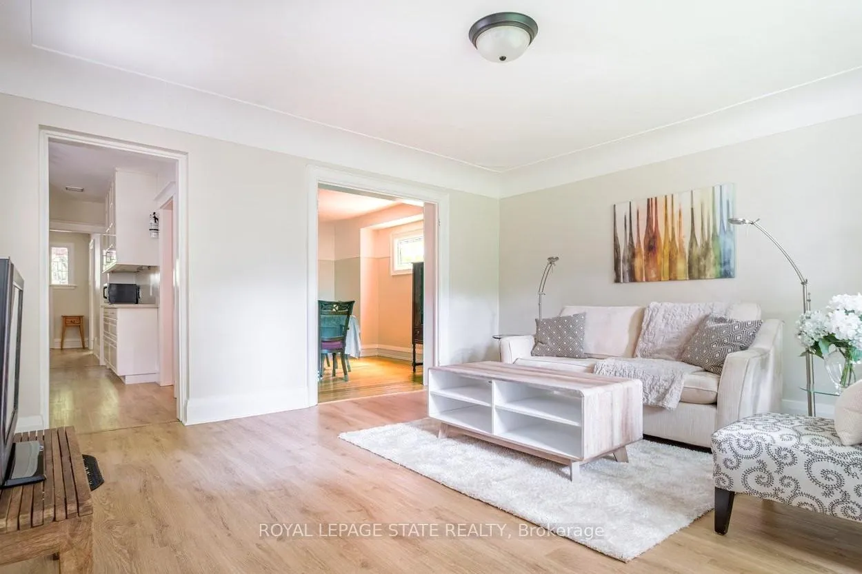 Photo 15 of 11 Dromore Crescent, Hamilton, Westdale — HOMEH