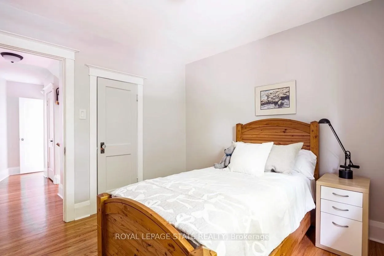 Photo 25 of 11 Dromore Crescent, Hamilton, Westdale — HOMEH