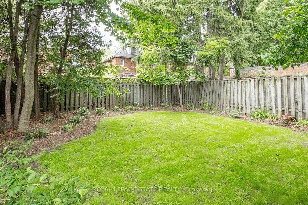 Photo 40 of 11 Dromore Crescent, Hamilton, Westdale — HOMEH