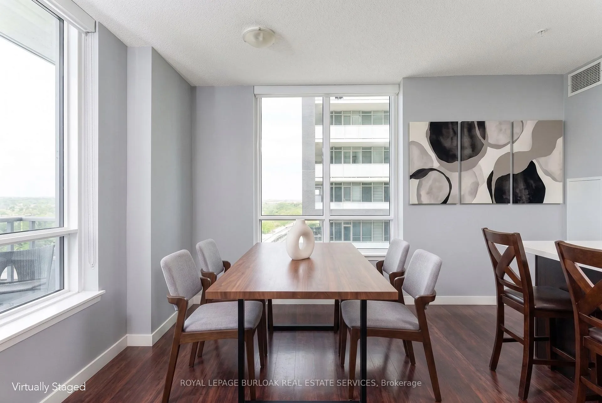 Photo 5 of Unit 1201, 2081 Fairview Street, Burlington, Freeman — HOMEH