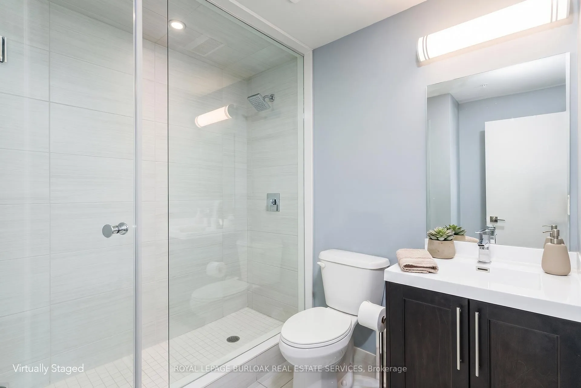 Photo 7 of Unit 1201, 2081 Fairview Street, Burlington, Freeman — HOMEH