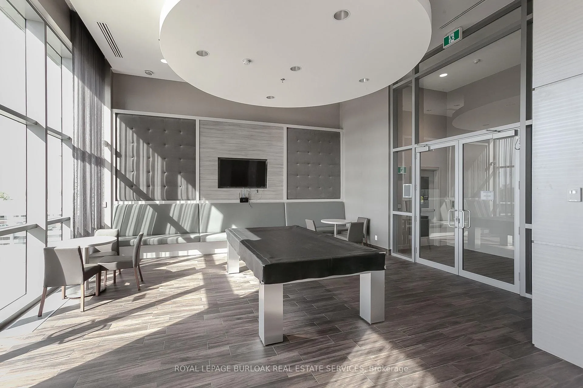 Photo 20 of Unit 1201, 2081 Fairview Street, Burlington, Freeman — HOMEH