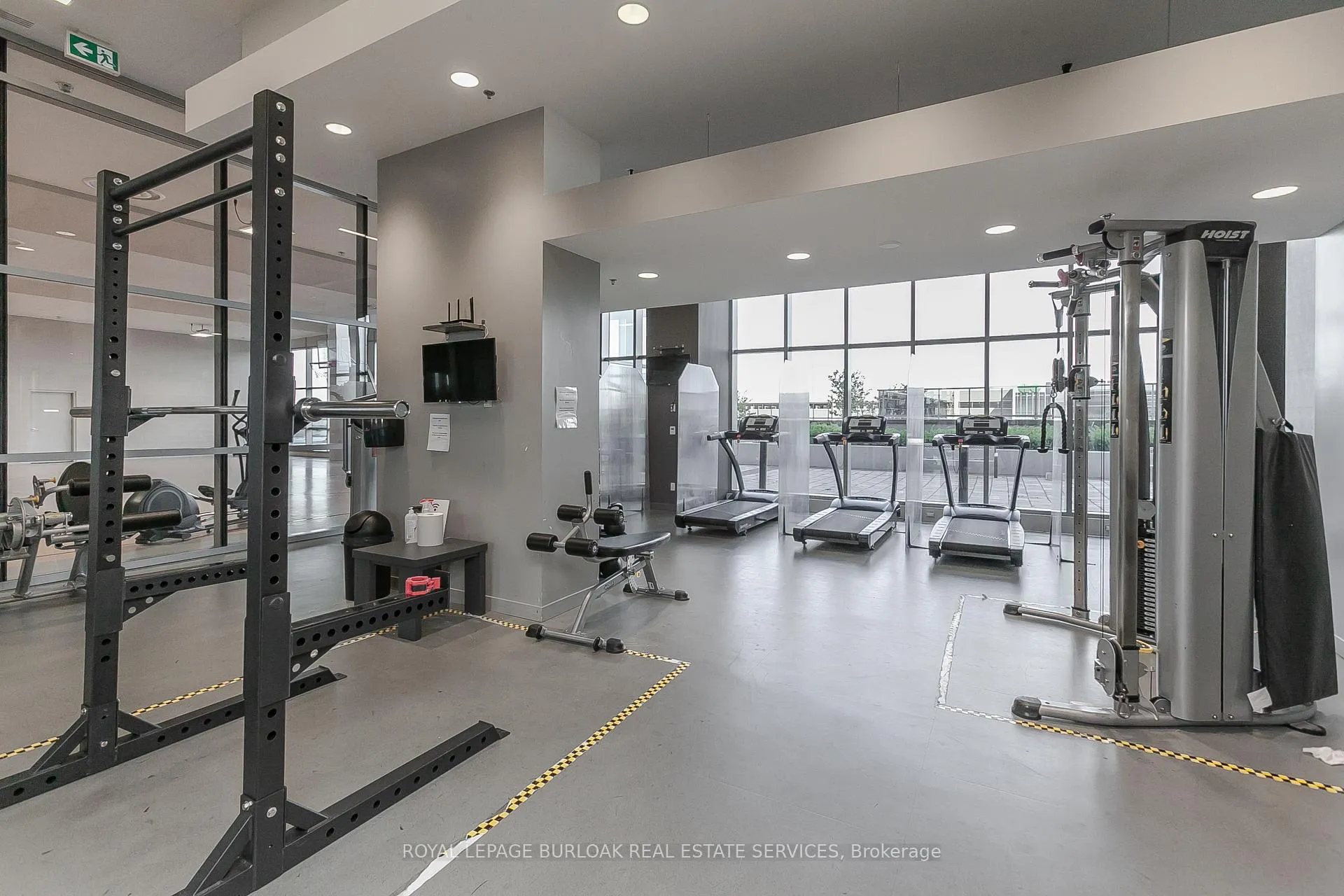 Photo 23 of Unit 1201, 2081 Fairview Street, Burlington, Freeman — HOMEH