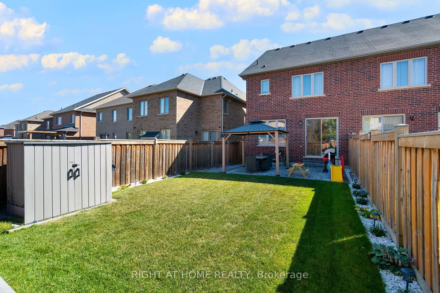 Photo 18 of 80 Martin Trail, New Tecumseth, Tottenham — HOMEH