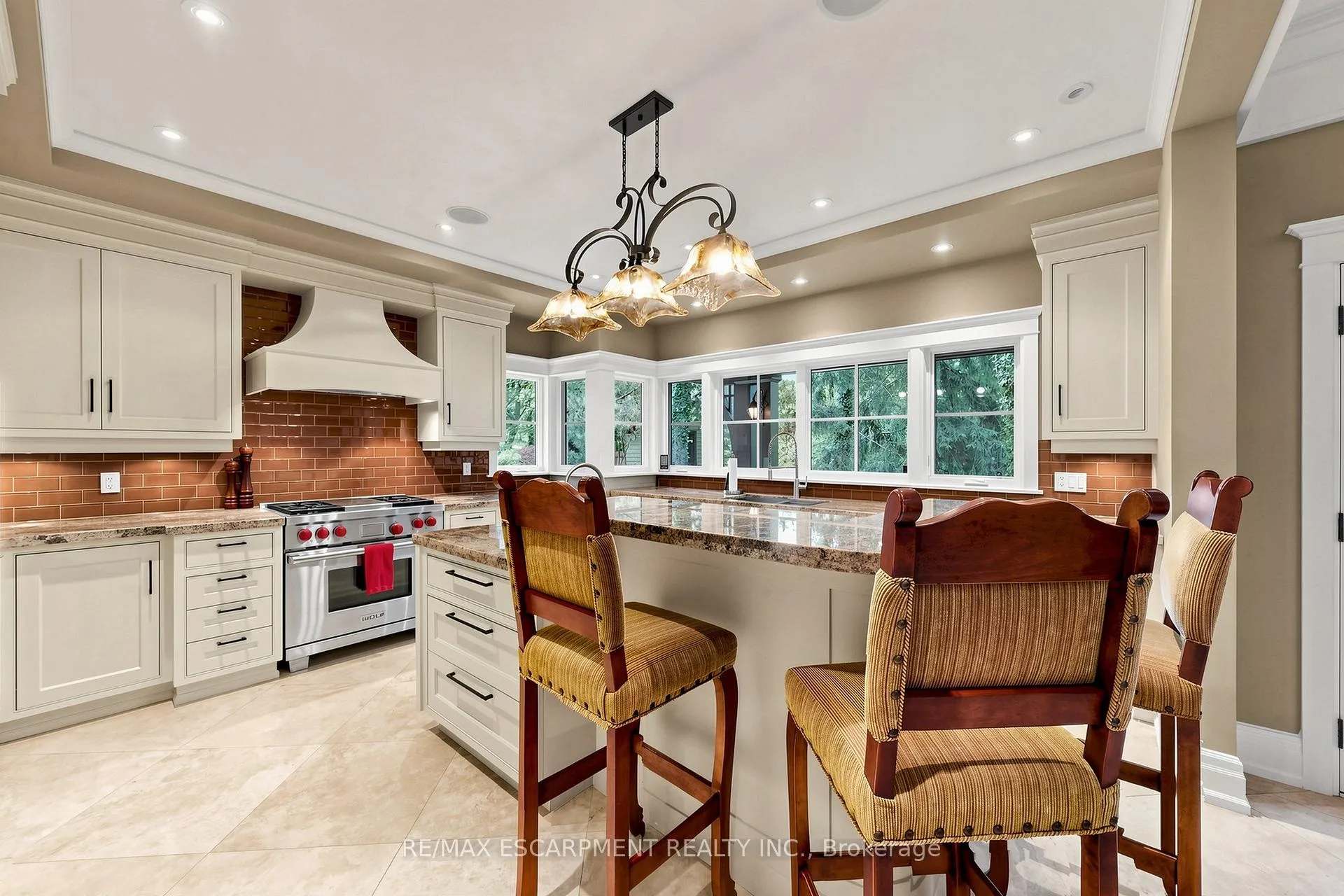 Photo 10 of 344 Mountain Brow Road, Hamilton, Waterdown — HOMEH