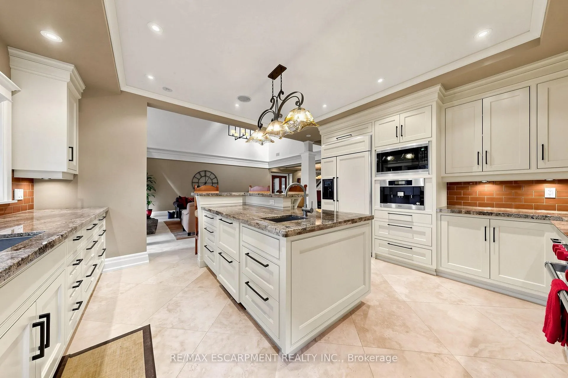 Photo 12 of 344 Mountain Brow Road, Hamilton, Waterdown — HOMEH