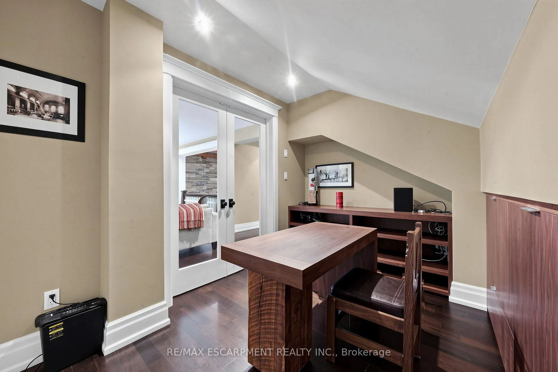 Photo 35 of 344 Mountain Brow Road, Hamilton, Waterdown — HOMEH