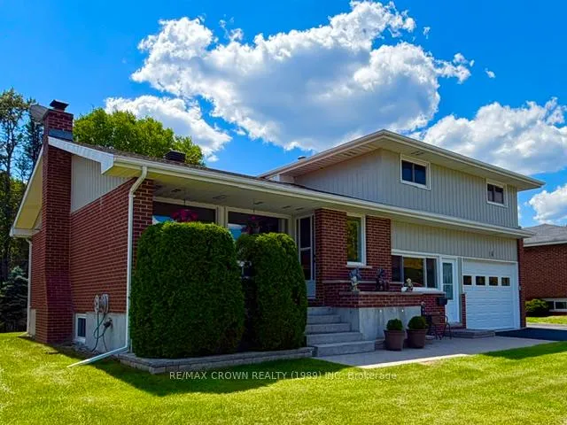Photo 14 of 16 Kimberly Drive, Kapuskasing — HOMEH