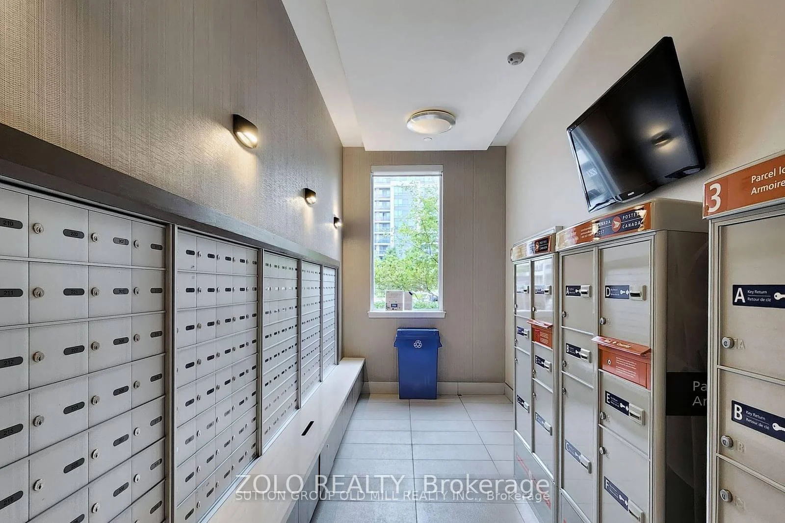 Photo 6 of Unit 308, 376 Highway 7 Road E, Richmond Hill, Doncrest — HOMEH
