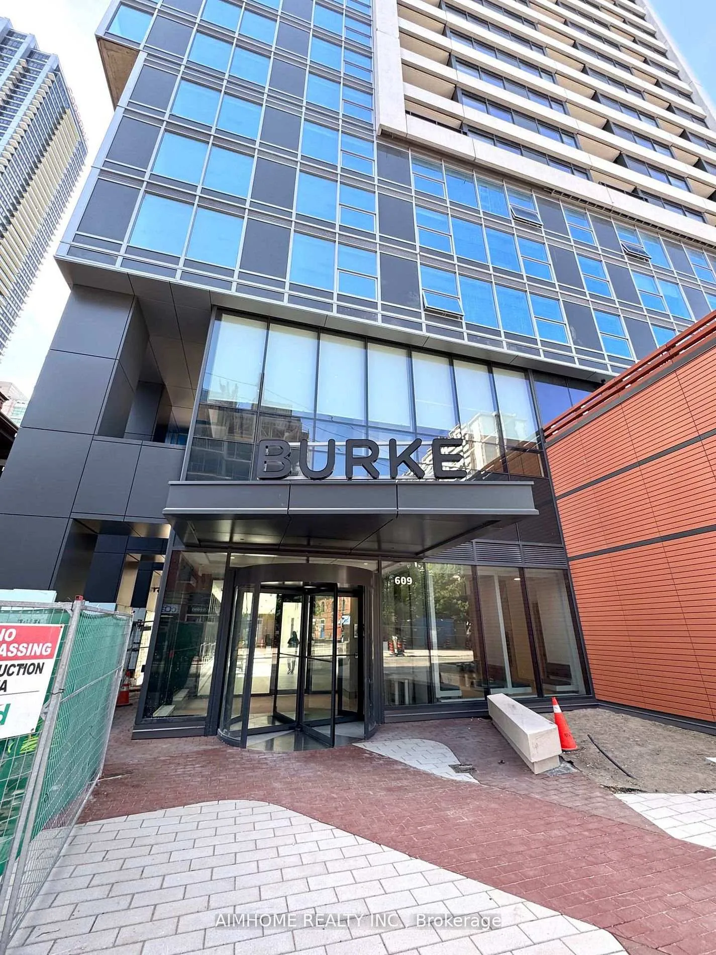 Photo 8 of Unit 2210, 609 Sherbourne Street, Toronto, North St. James Town — HOMEH