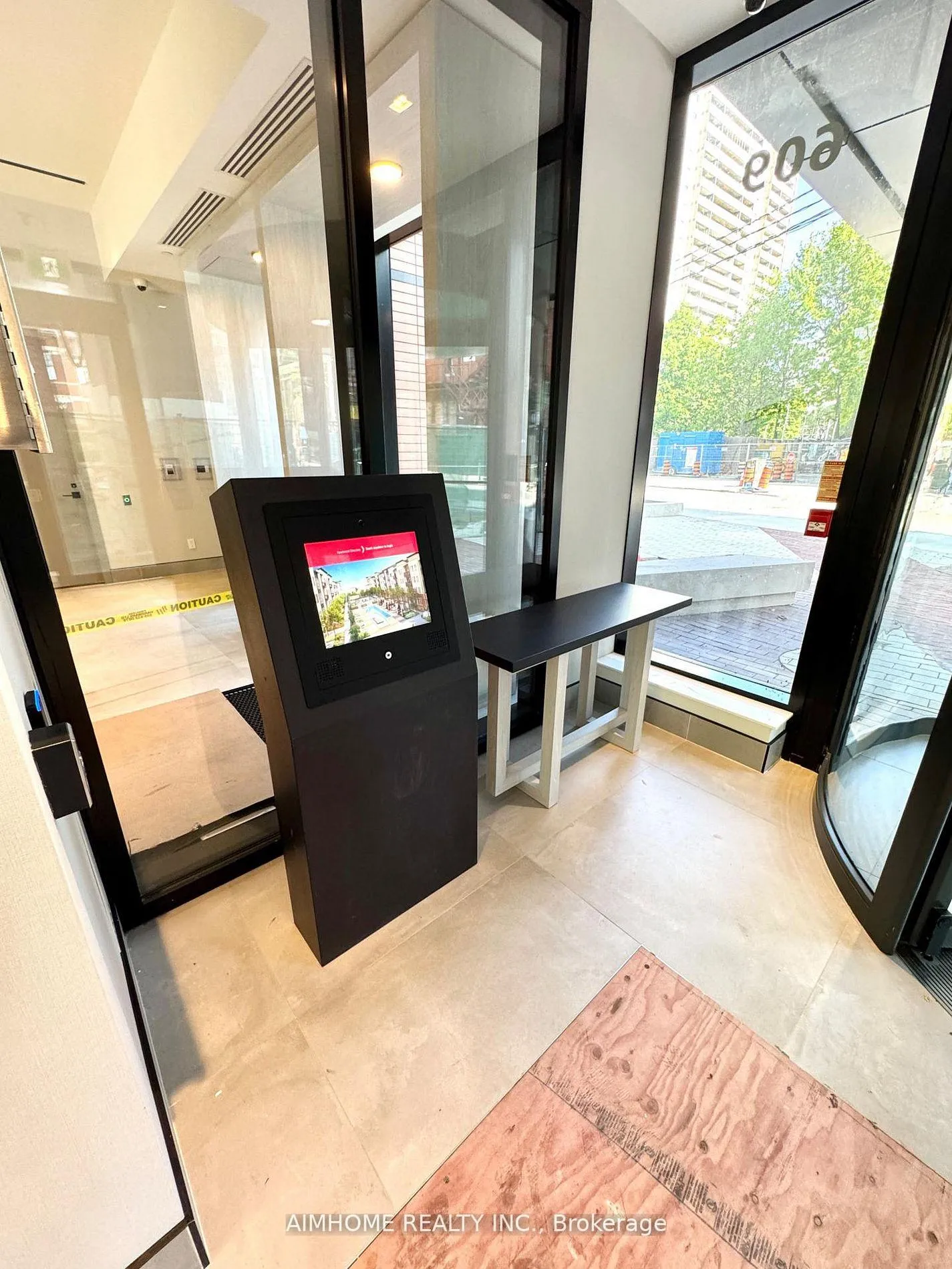Photo 9 of Unit 2210, 609 Sherbourne Street, Toronto, North St. James Town — HOMEH