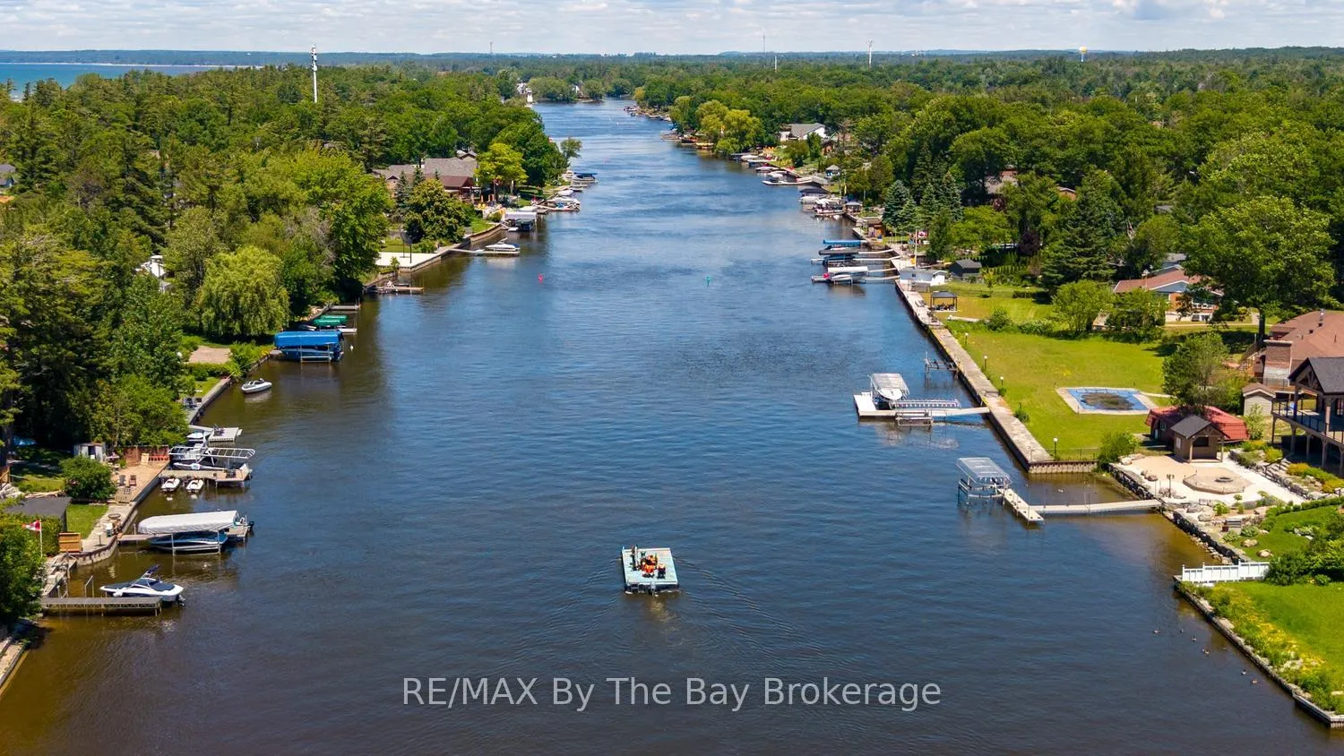Photo 4 of 1434 River Road W, Wasaga Beach — HOMEH