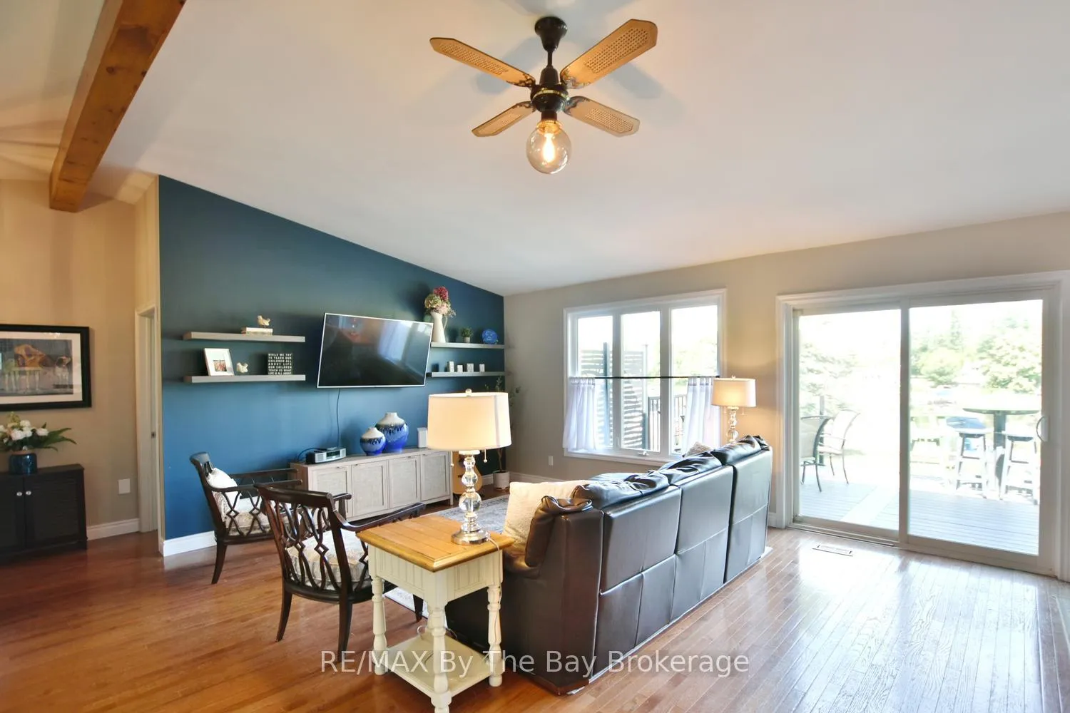 Photo 7 of 1434 River Road W, Wasaga Beach — HOMEH