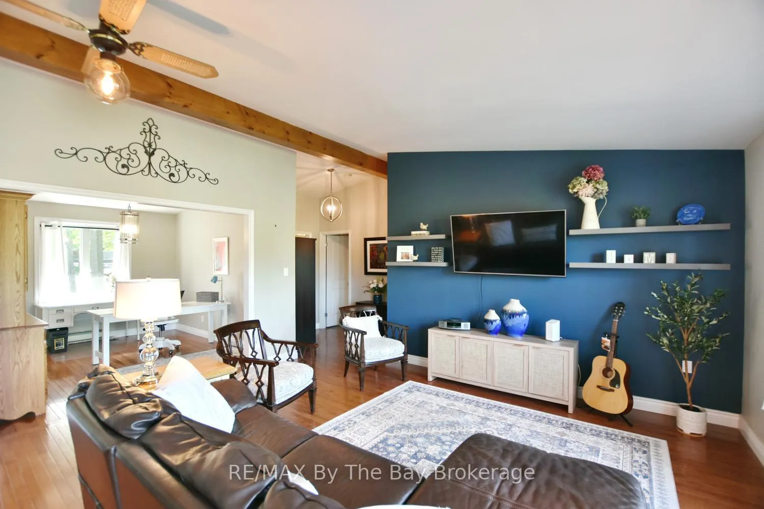 Photo 8 of 1434 River Road W, Wasaga Beach — HOMEH