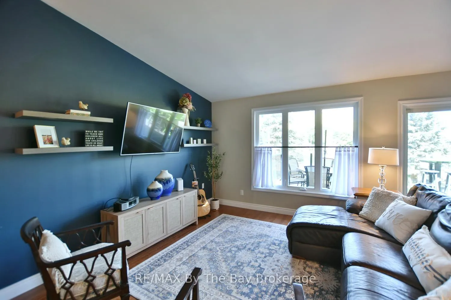 Photo 9 of 1434 River Road W, Wasaga Beach — HOMEH