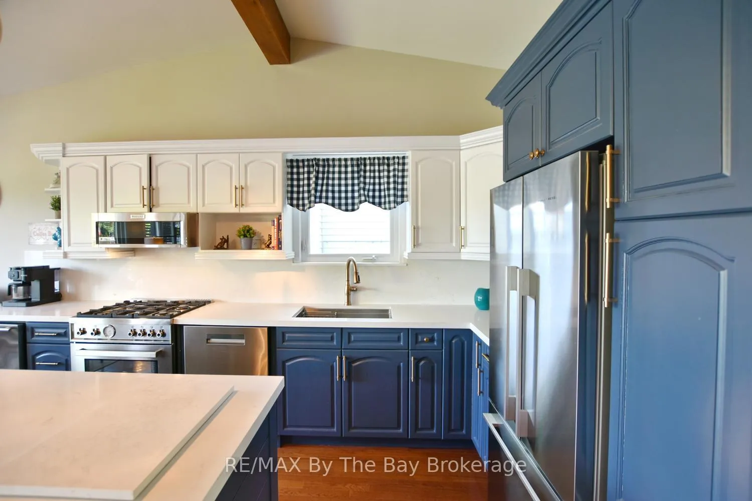 Photo 14 of 1434 River Road W, Wasaga Beach — HOMEH