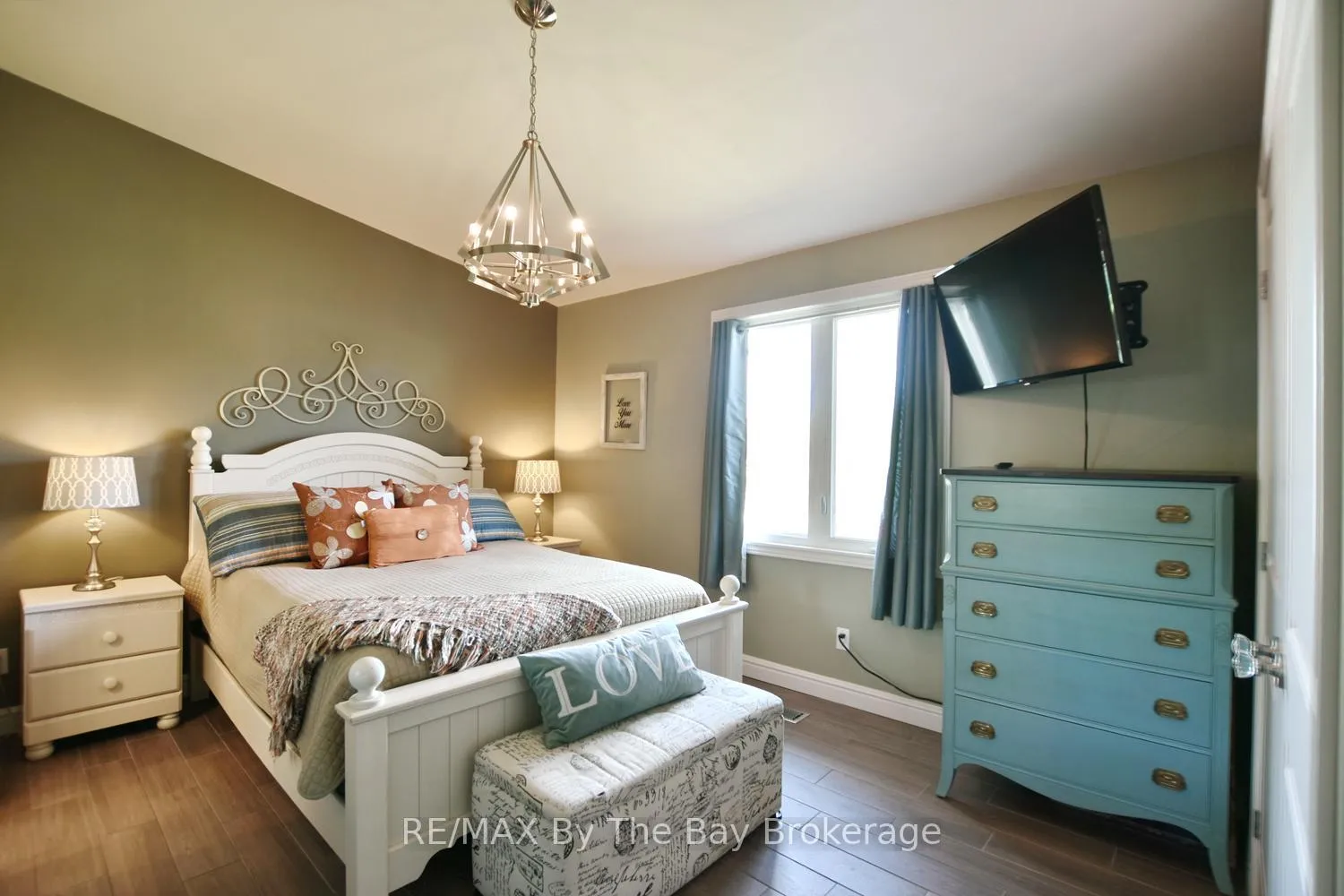 Photo 21 of 1434 River Road W, Wasaga Beach — HOMEH