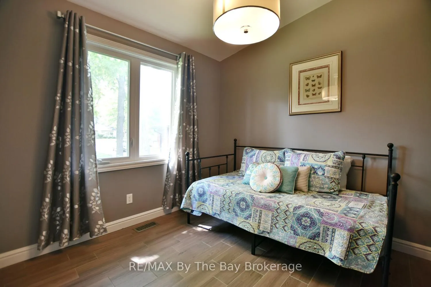 Photo 25 of 1434 River Road W, Wasaga Beach — HOMEH