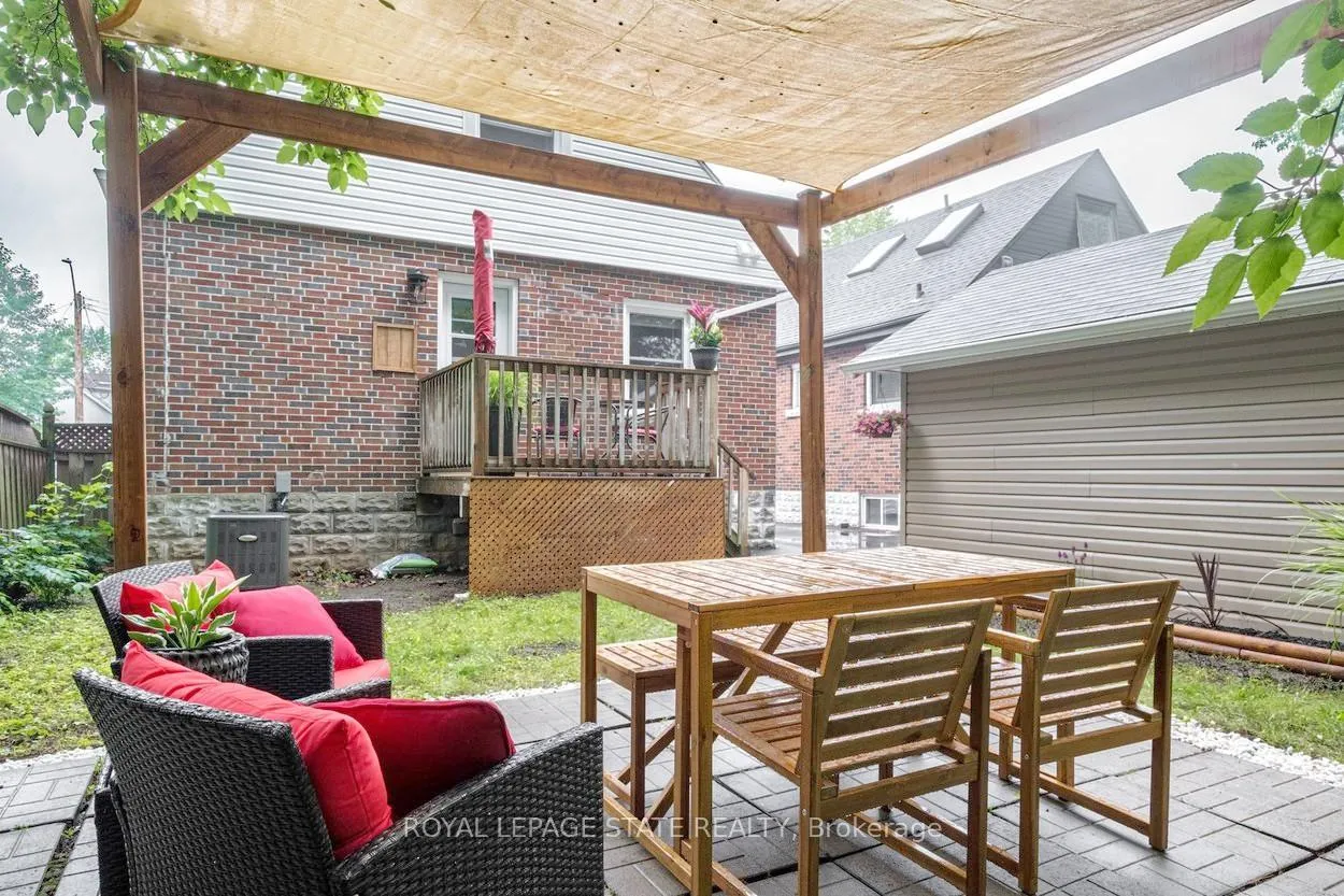 Photo 48 of 10 Dorset Place, Hamilton, Westdale — HOMEH