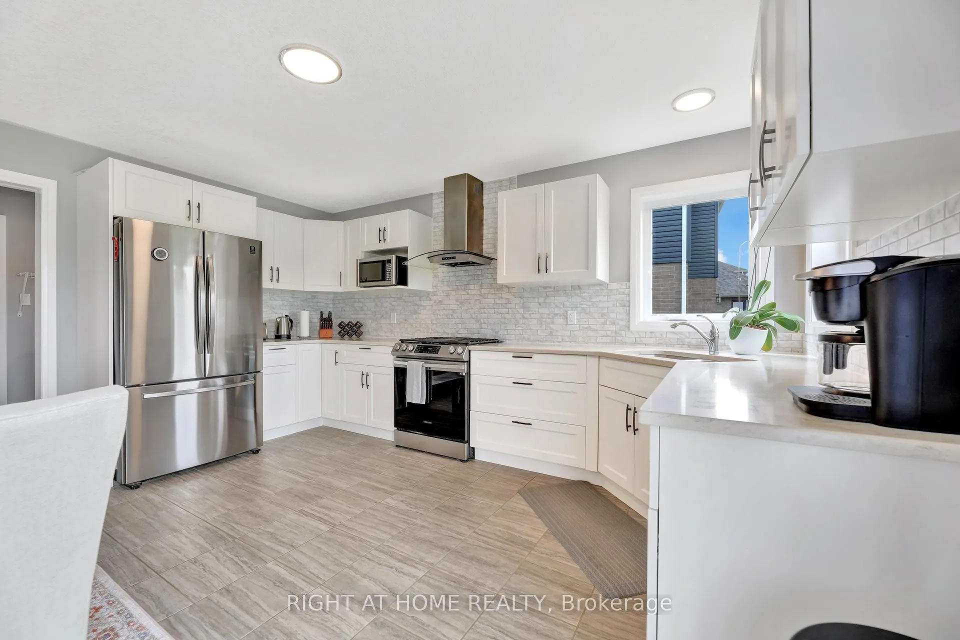 Photo 9 of 135 Stephenson Way, Minto, Palmerston — HOMEH