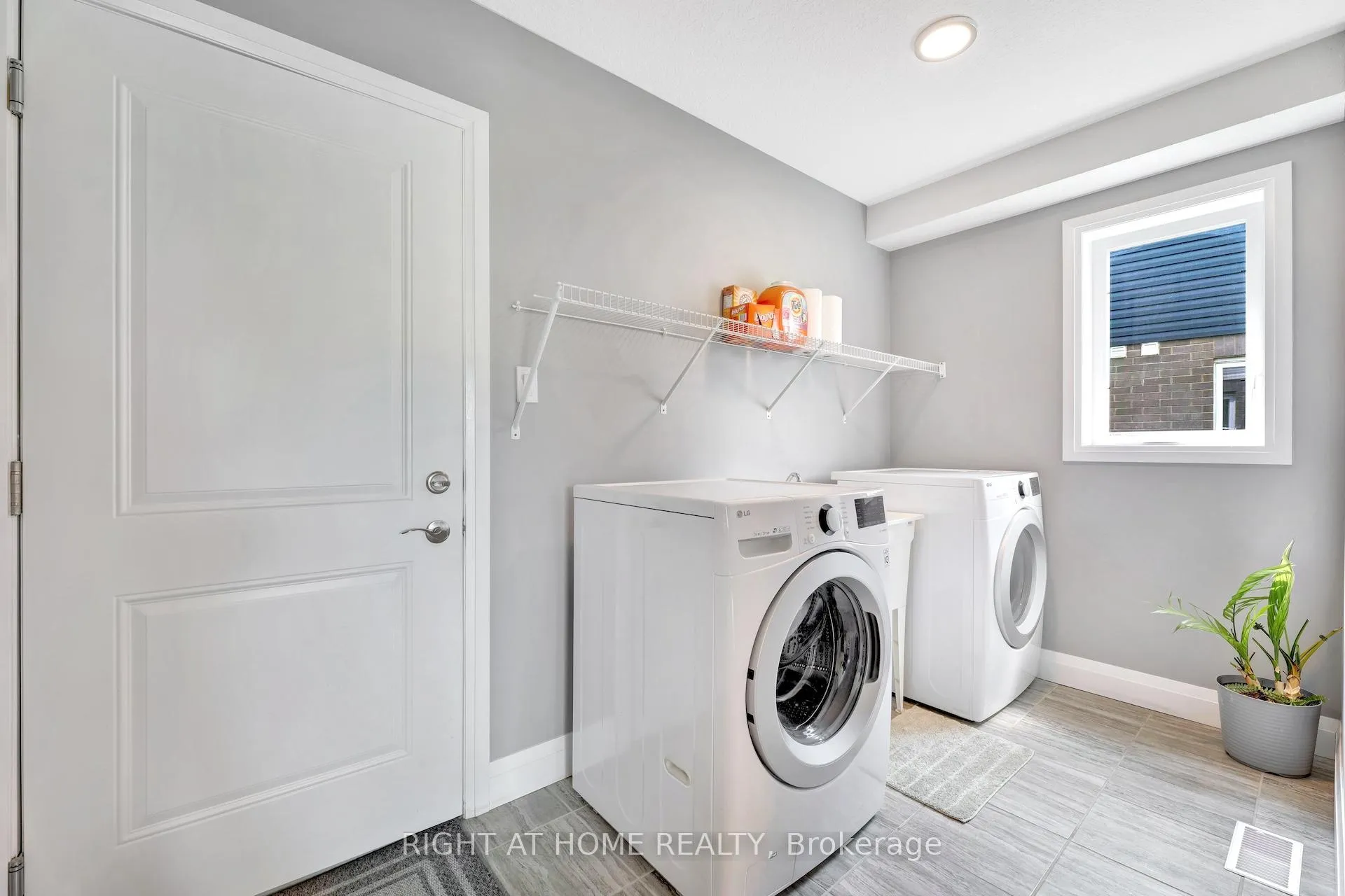 Photo 18 of 135 Stephenson Way, Minto, Palmerston — HOMEH