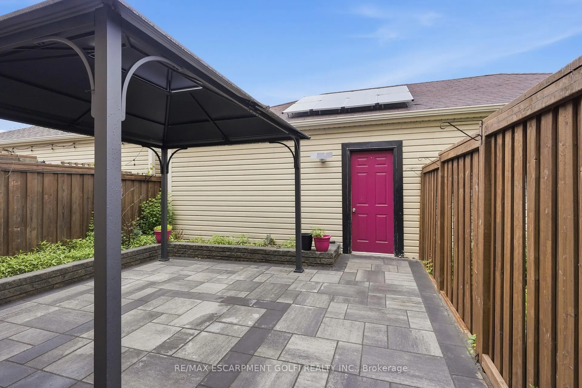 Photo 35 of 2549 Postmaster Drive, Oakville, Westmount — HOMEH