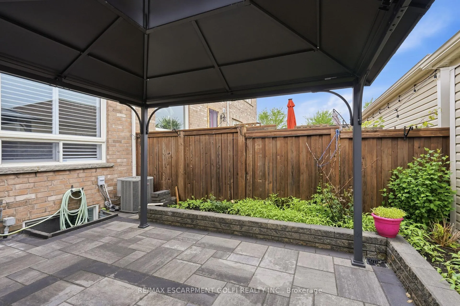 Photo 37 of 2549 Postmaster Drive, Oakville, Westmount — HOMEH