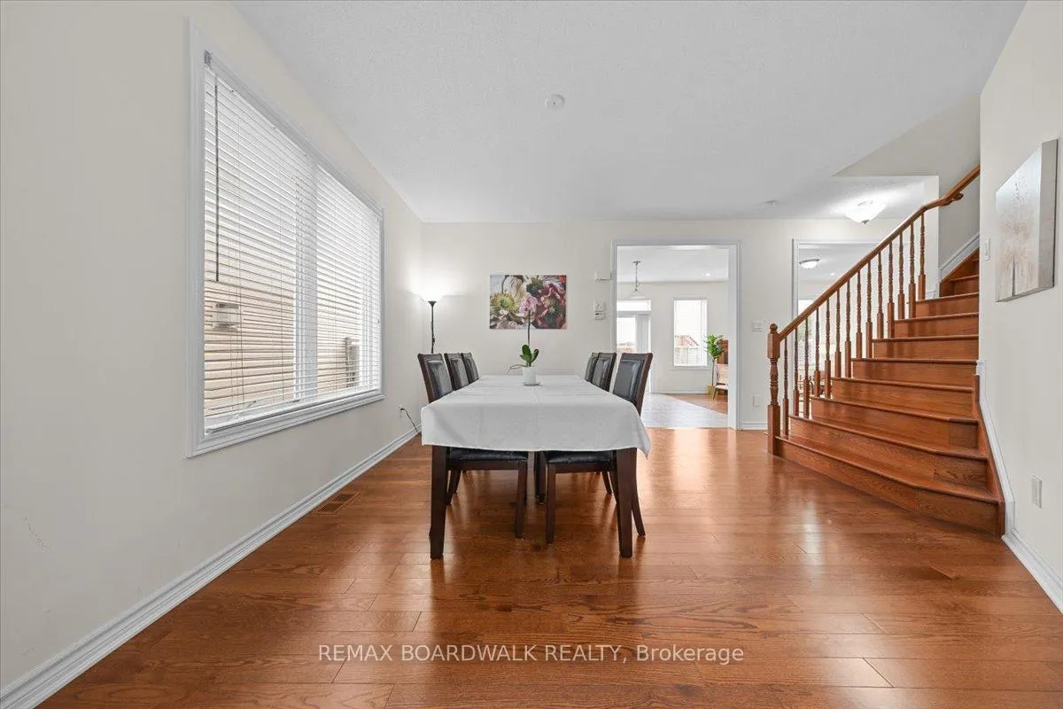 Photo 5 of 336 Gallantry Way, Ottawa, Stittsville (North) — HOMEH