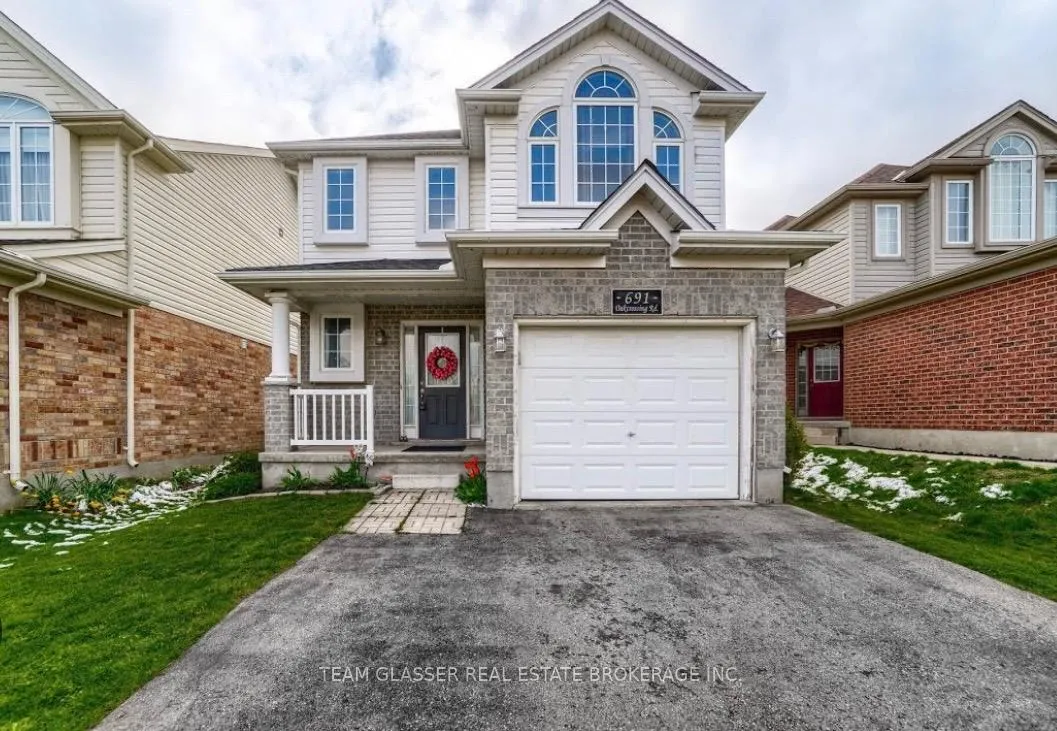 Photo 1 of 691 Oakcrossing Road, London, North M — HOMEH