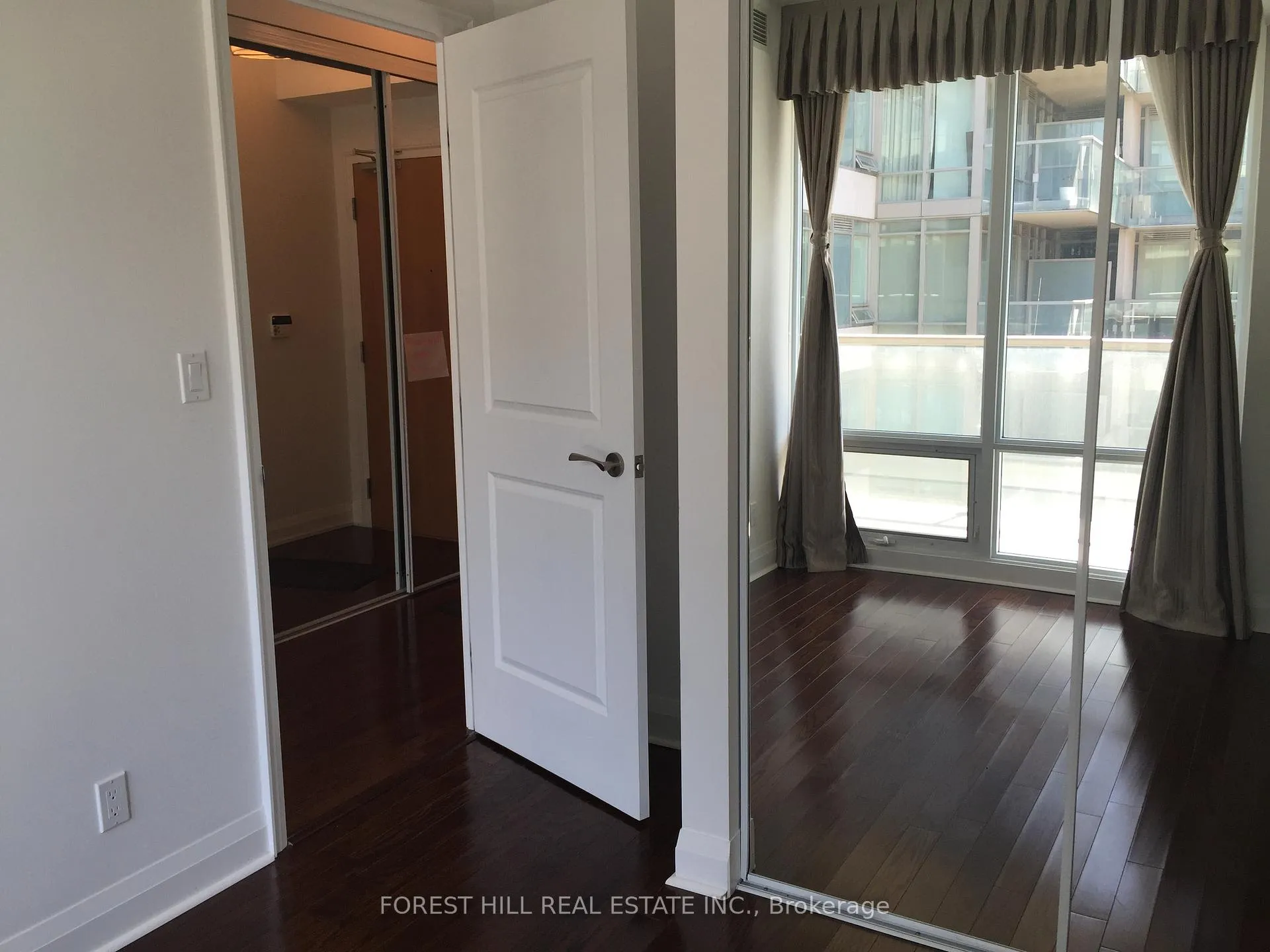 Photo 10 of Unit 716, 1 Bedford Road, Toronto, The Annex — HOMEH