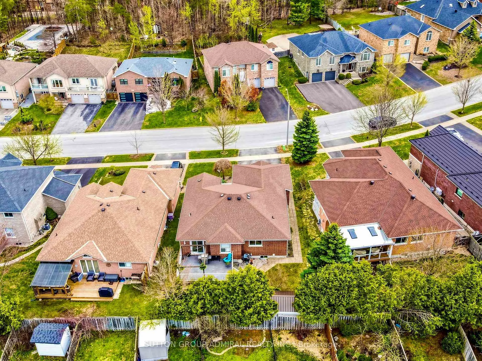 Photo 21 of 164 Wildwood Trail, Barrie, Ardagh — HOMEH