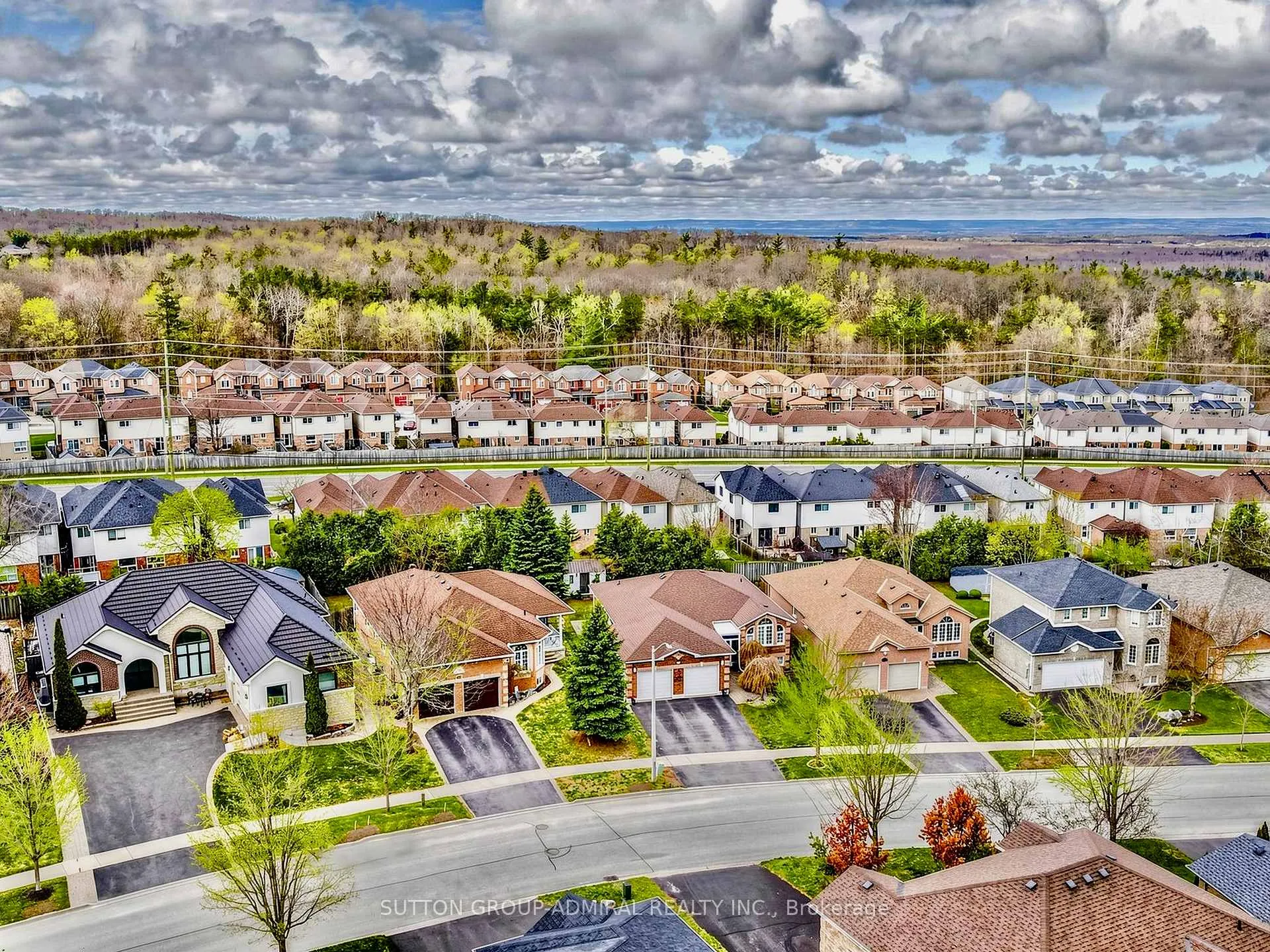 Photo 24 of 164 Wildwood Trail, Barrie, Ardagh — HOMEH
