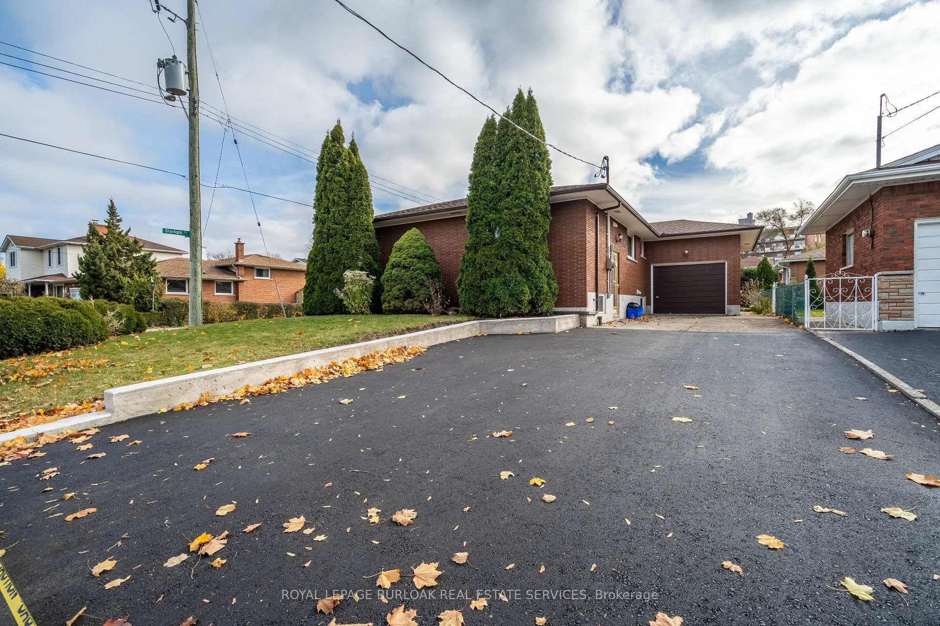 Photo 2 of Unit Upper, 4 Starlight Court, Hamilton, Corman — HOMEH
