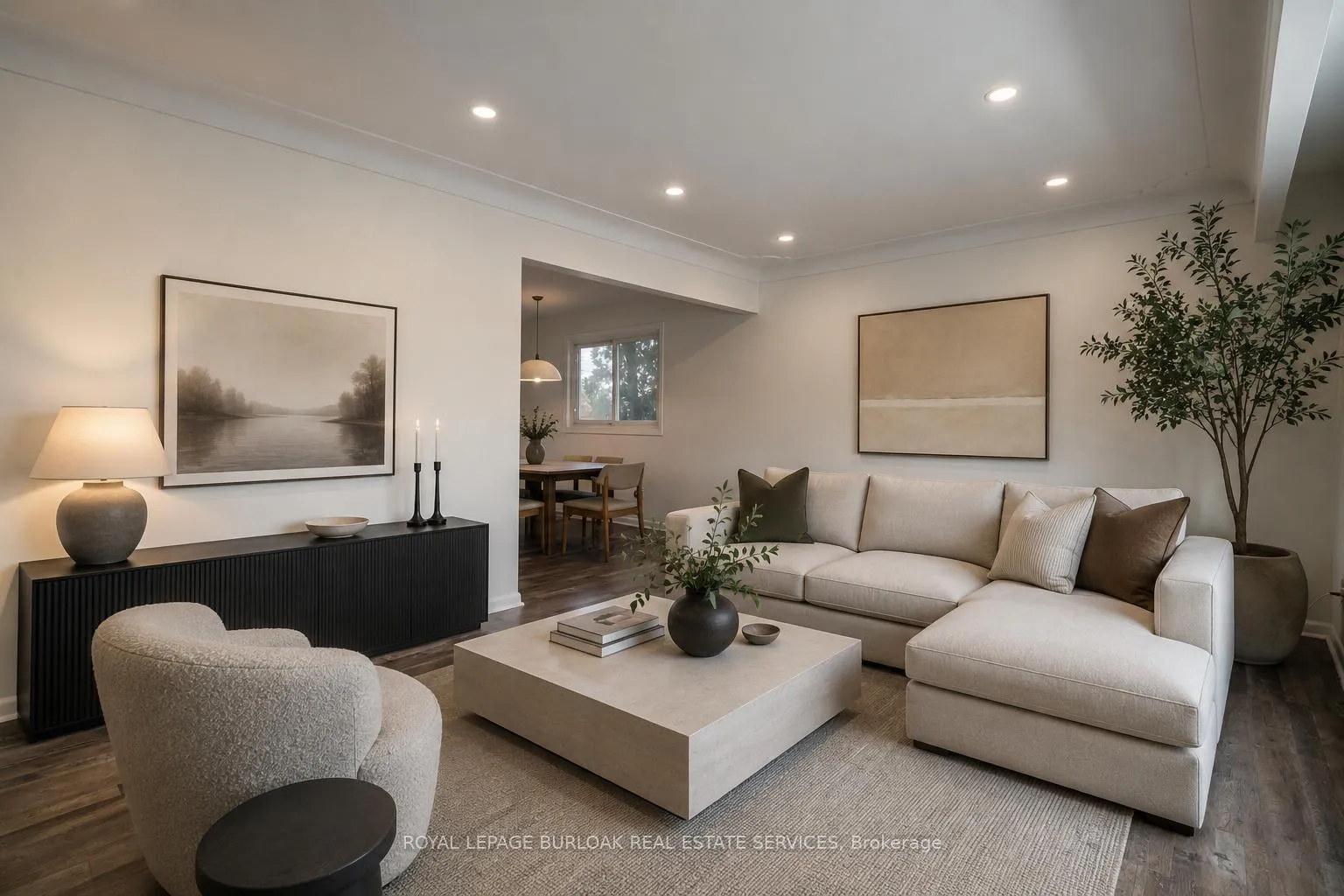 Photo 6 of Unit Upper, 4 Starlight Court, Hamilton, Corman — HOMEH