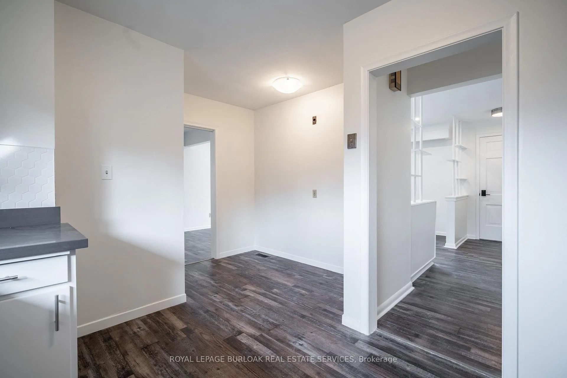 Photo 11 of Unit Upper, 4 Starlight Court, Hamilton, Corman — HOMEH