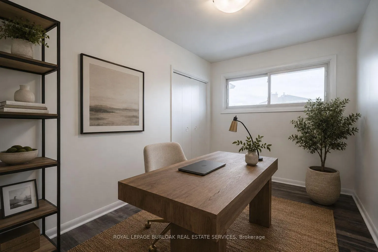 Photo 18 of Unit Upper, 4 Starlight Court, Hamilton, Corman — HOMEH