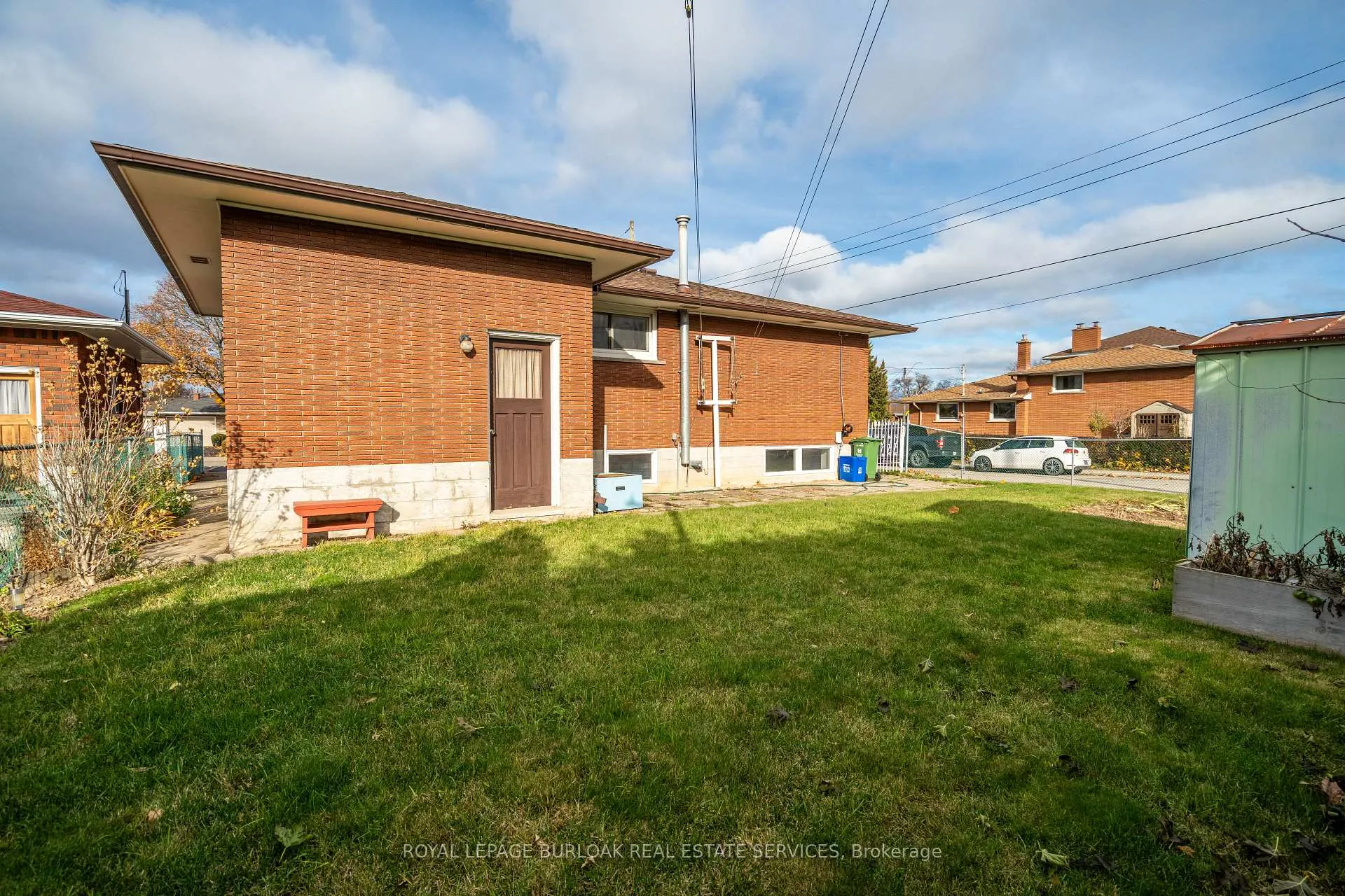 Photo 20 of Unit Upper, 4 Starlight Court, Hamilton, Corman — HOMEH
