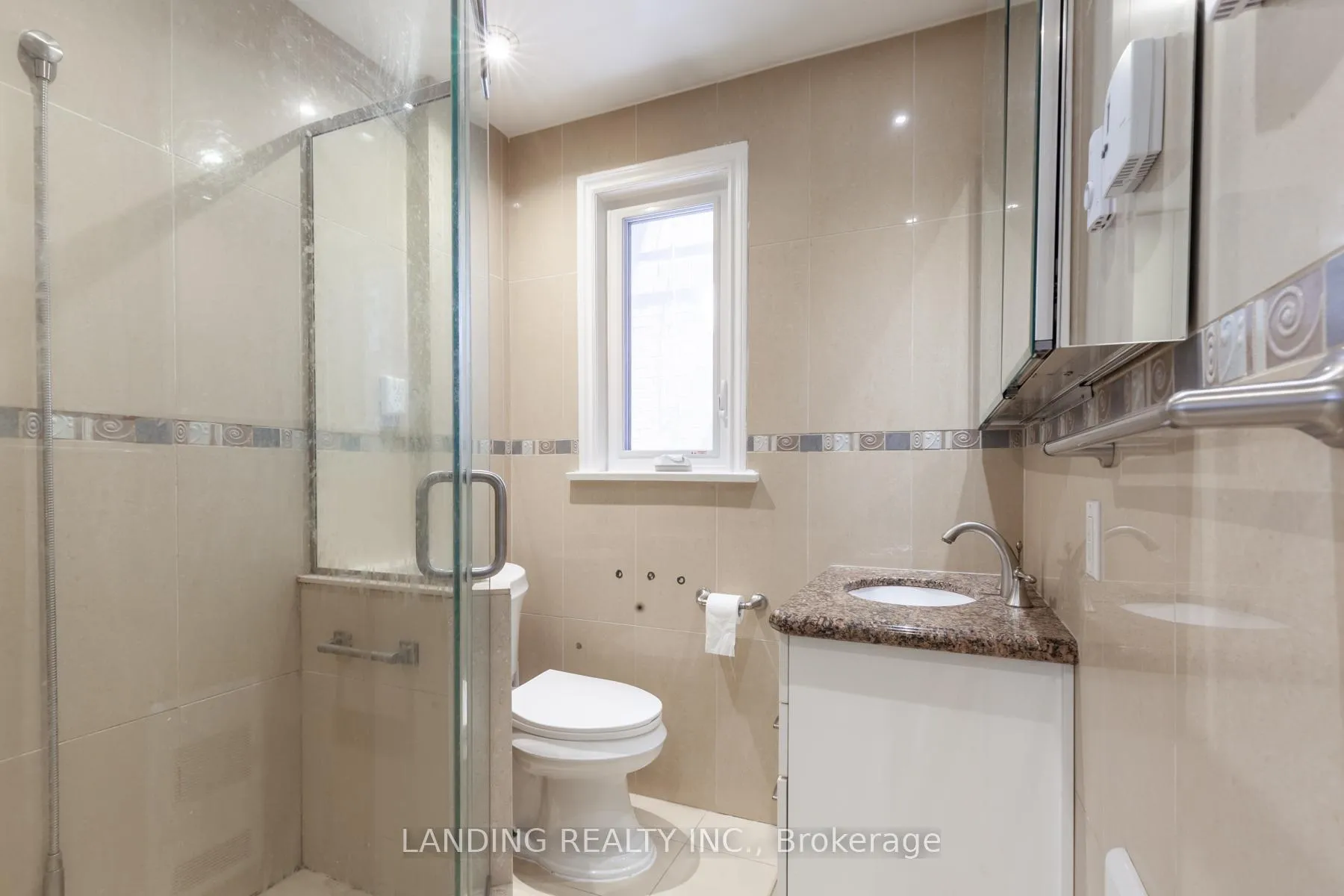 Photo 8 of 53 Elvina Gardens, Toronto, Mount Pleasant East — HOMEH