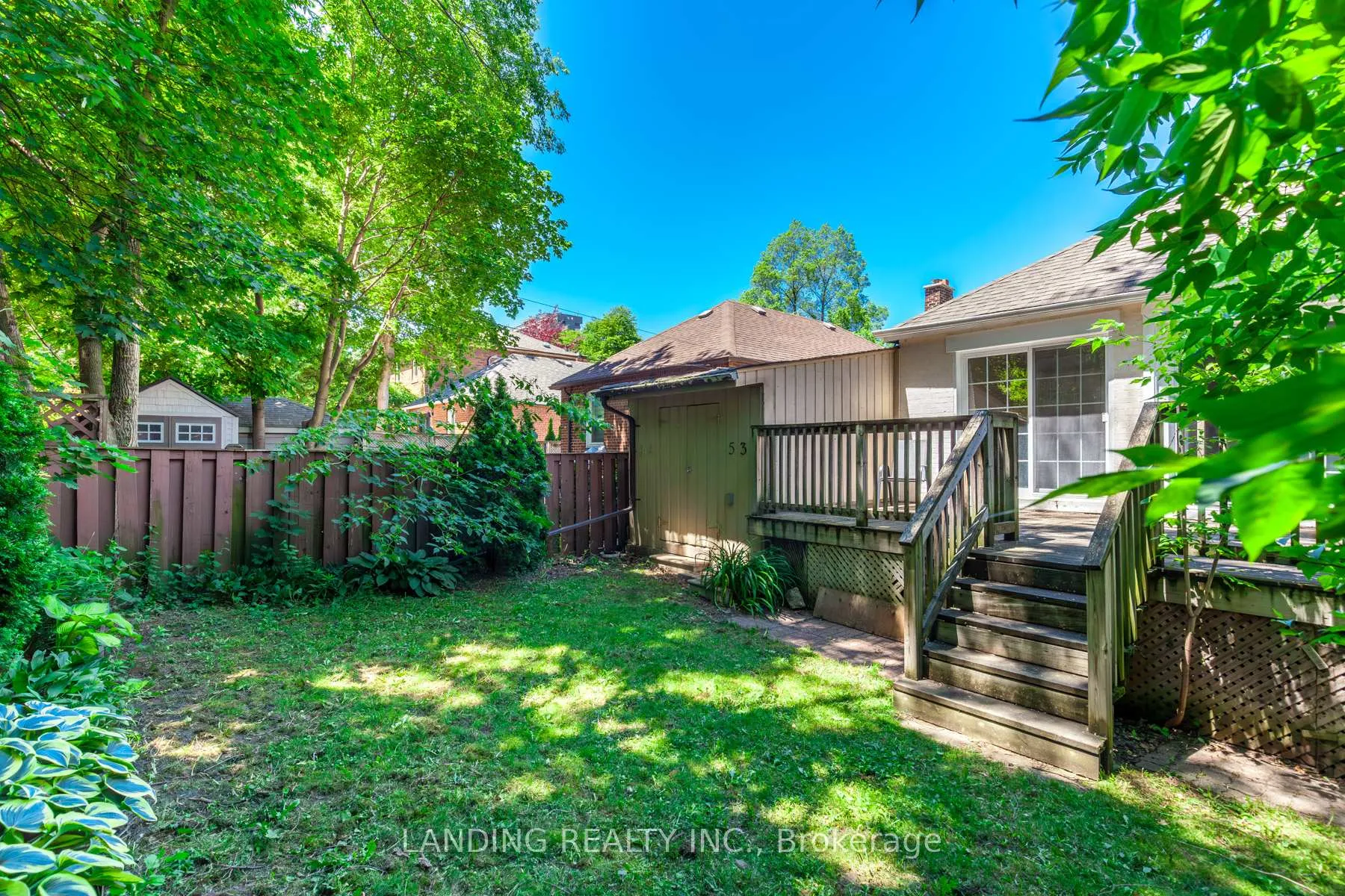 Photo 19 of 53 Elvina Gardens, Toronto, Mount Pleasant East — HOMEH