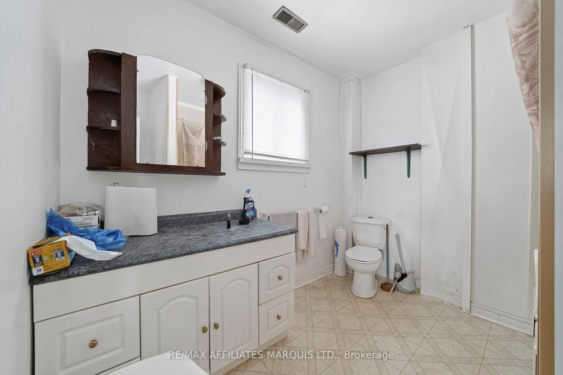 Photo 17 of 343 Carleton Street, Cornwall, Cornwall — HOMEH