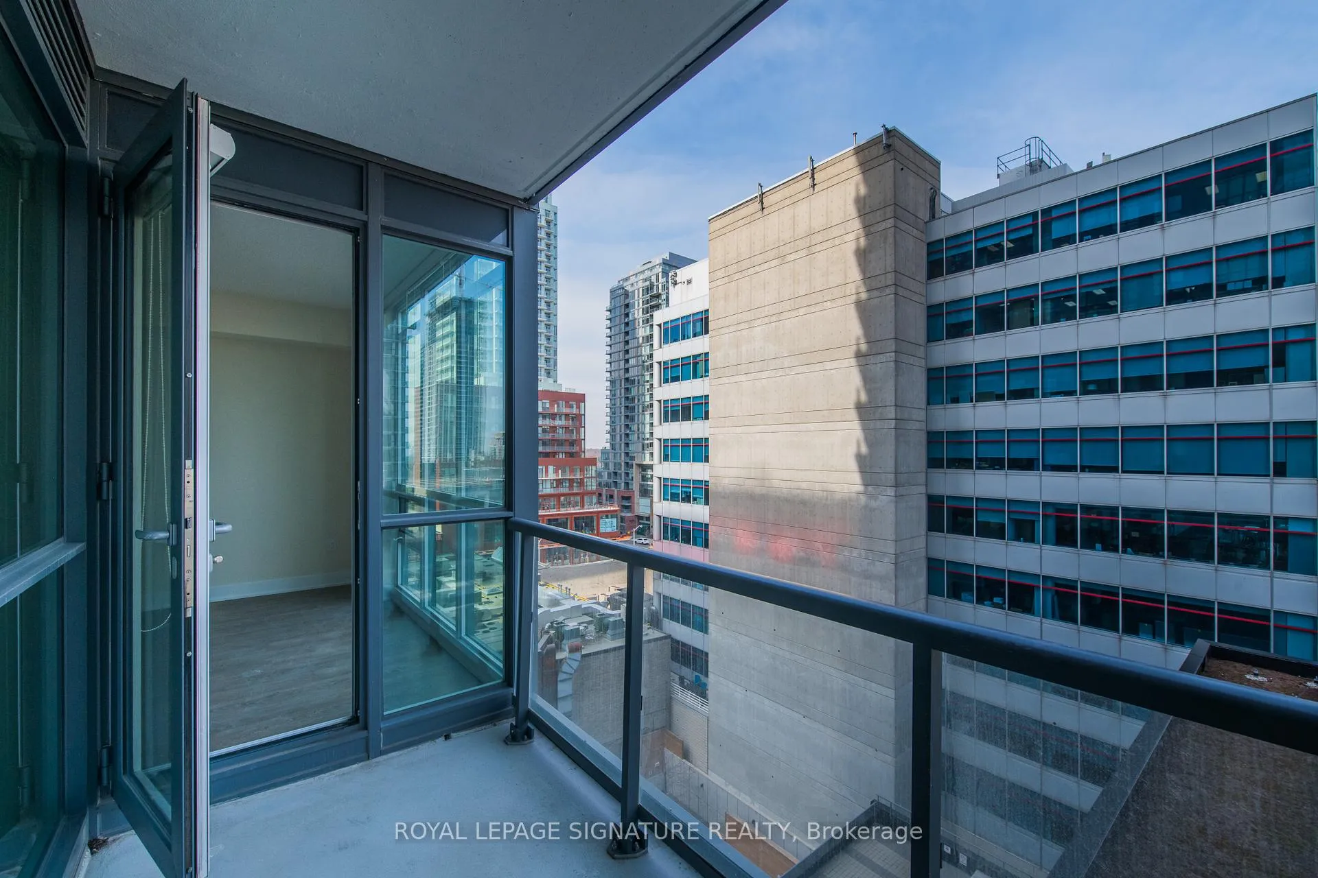 Photo 50 of Unit 806, 30 Roehampton Avenue, Toronto, Mount Pleasant West — HOMEH