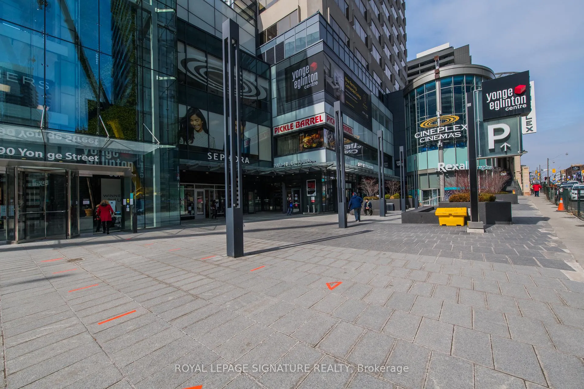 Photo 54 of Unit 806, 30 Roehampton Avenue, Toronto, Mount Pleasant West — HOMEH