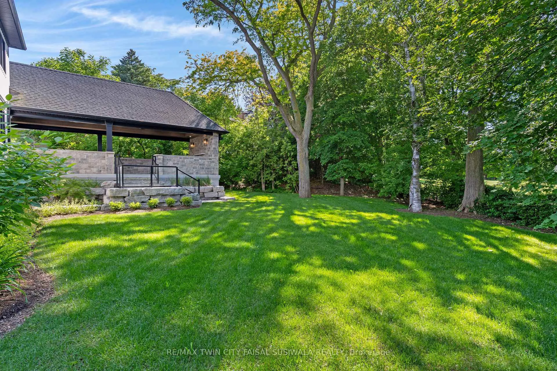 Photo 6 of 230 Stanley Drive, Waterloo, Uptown West — HOMEH