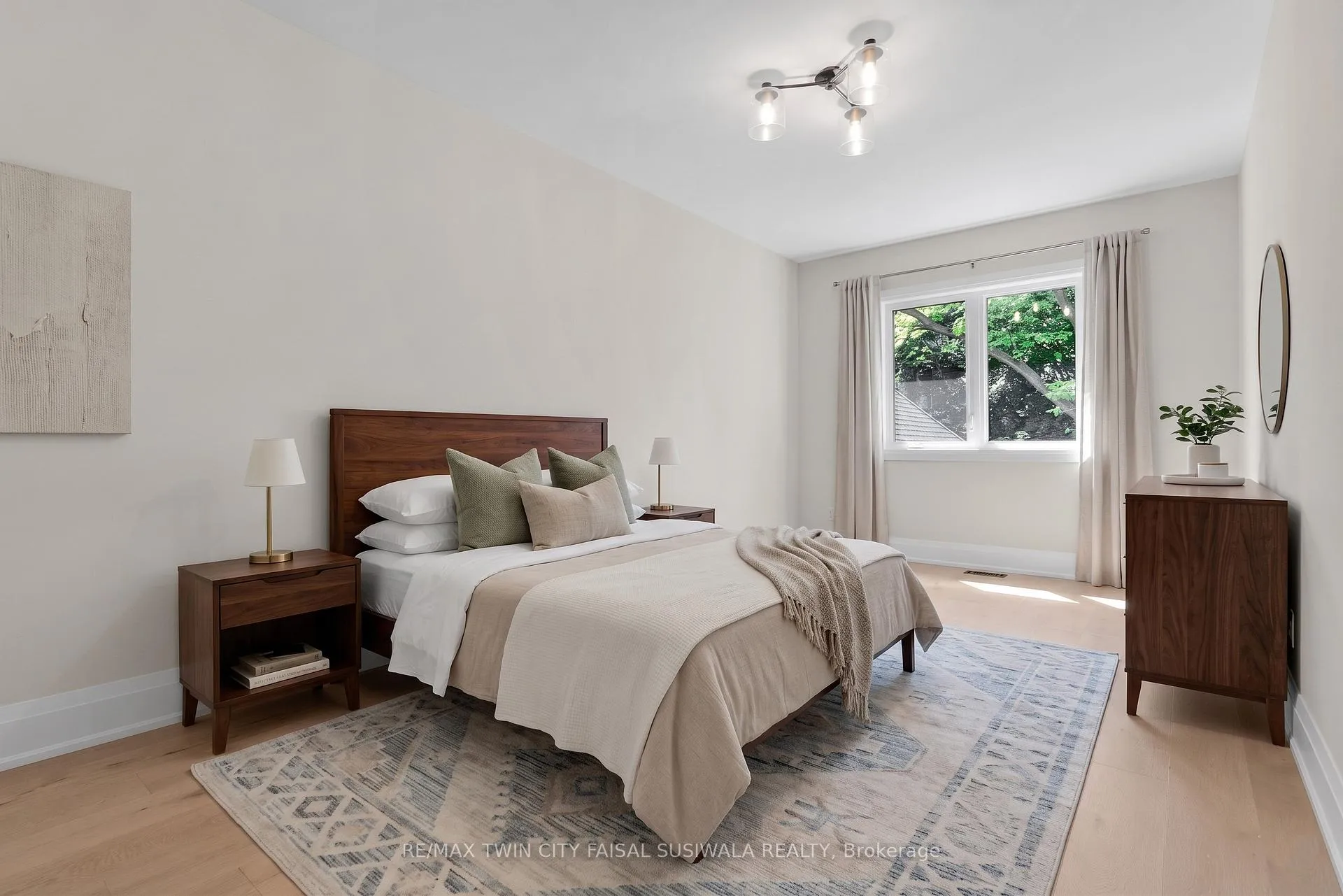 Photo 37 of 230 Stanley Drive, Waterloo, Uptown West — HOMEH