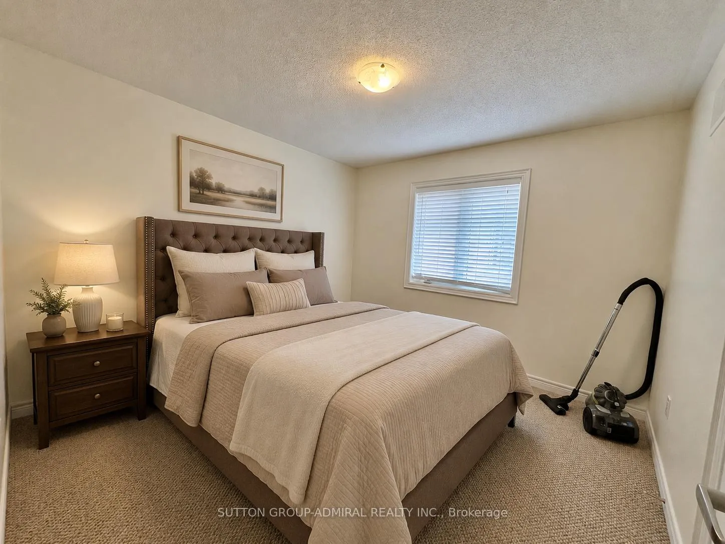 Photo 15 of 55 Duggan Street, Aurora, Rural Aurora — HOMEH